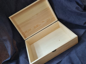 Large pine box