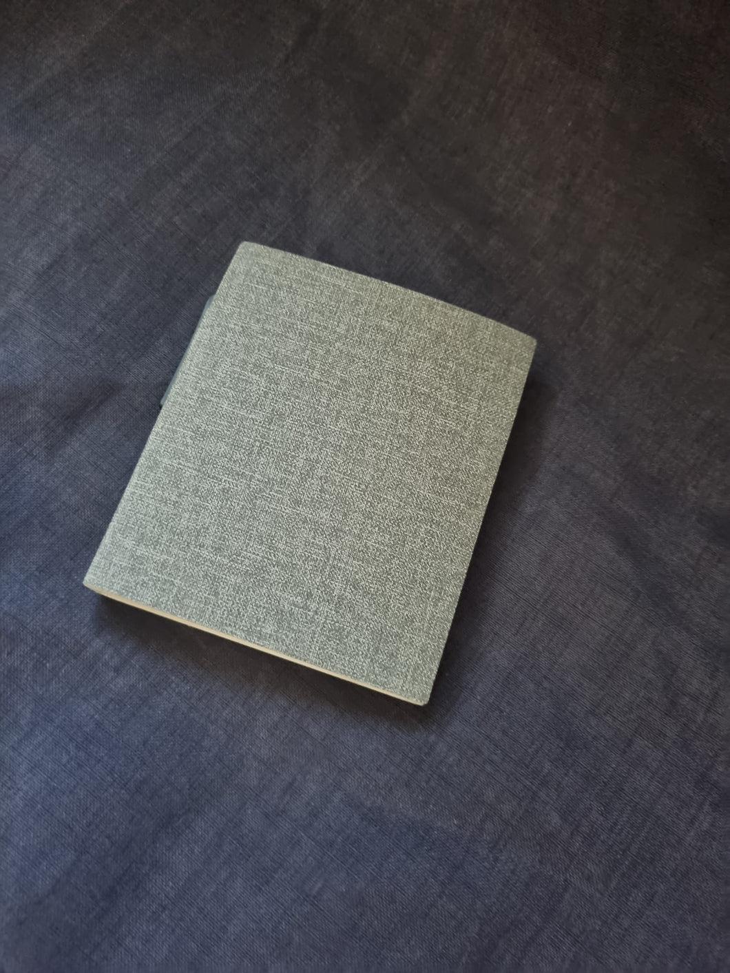 Stickey note book with pen